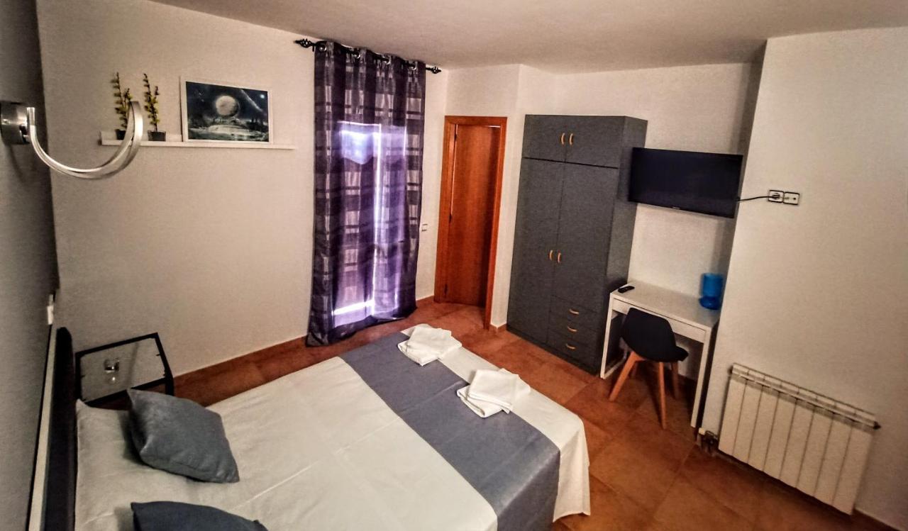 Hostal Turbon Campo  Exterior photo