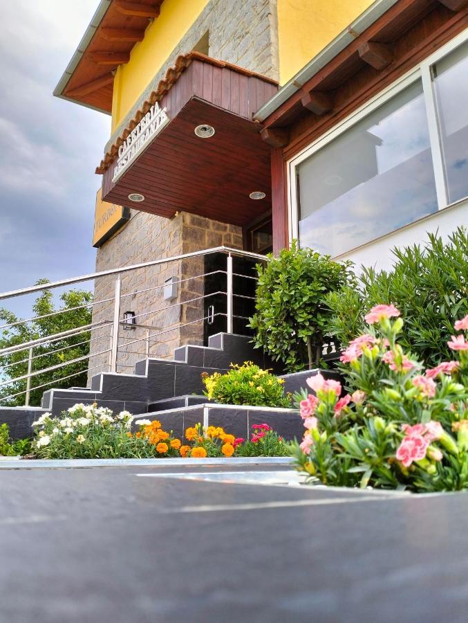 Hostal Turbon Campo  Exterior photo