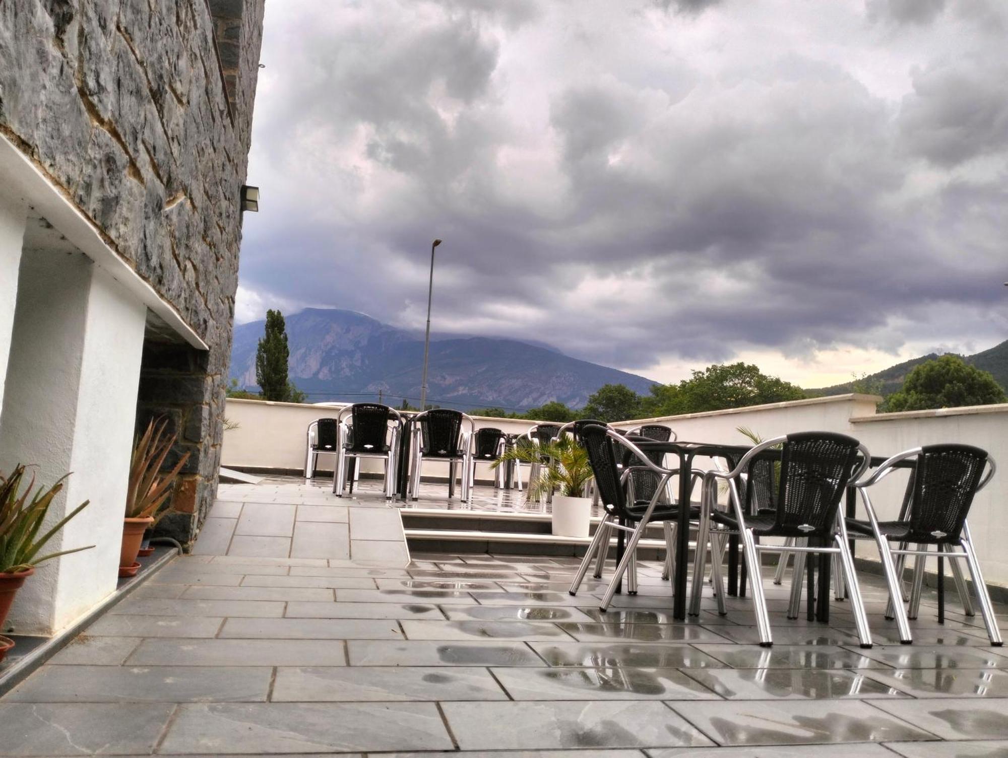 Hostal Turbon Campo  Exterior photo